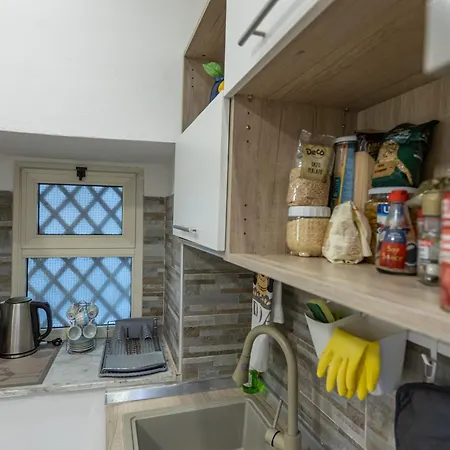 Al Castello-independent House Holiday home Catania