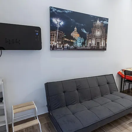 Al Castello-independent House Catania