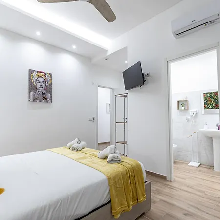Al Castello-independent House Holiday home