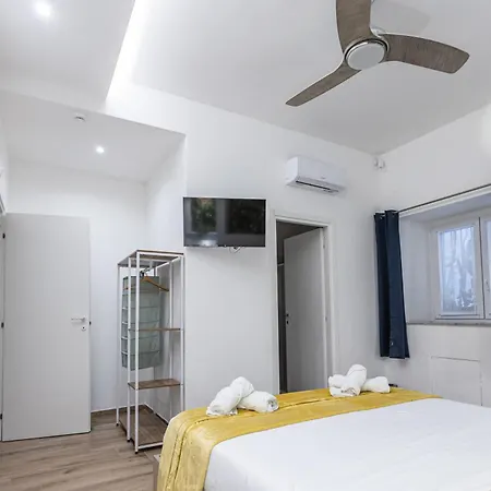 Al Castello-independent House Holiday home Catania