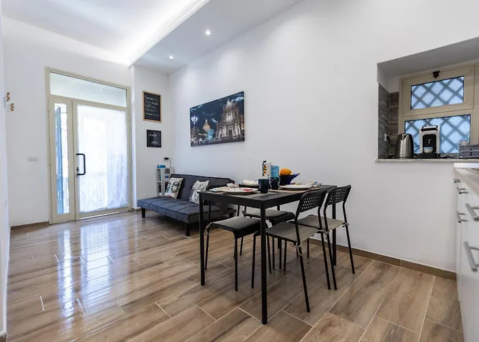 Al Castello-independent House Vakantiehuis *