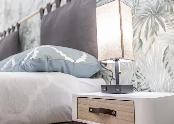 Al Castello-independent House