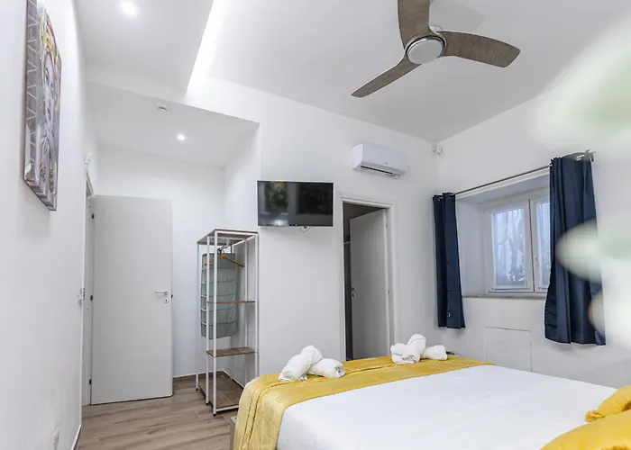 Al Castello-independent House Vakantiehuis Catánia